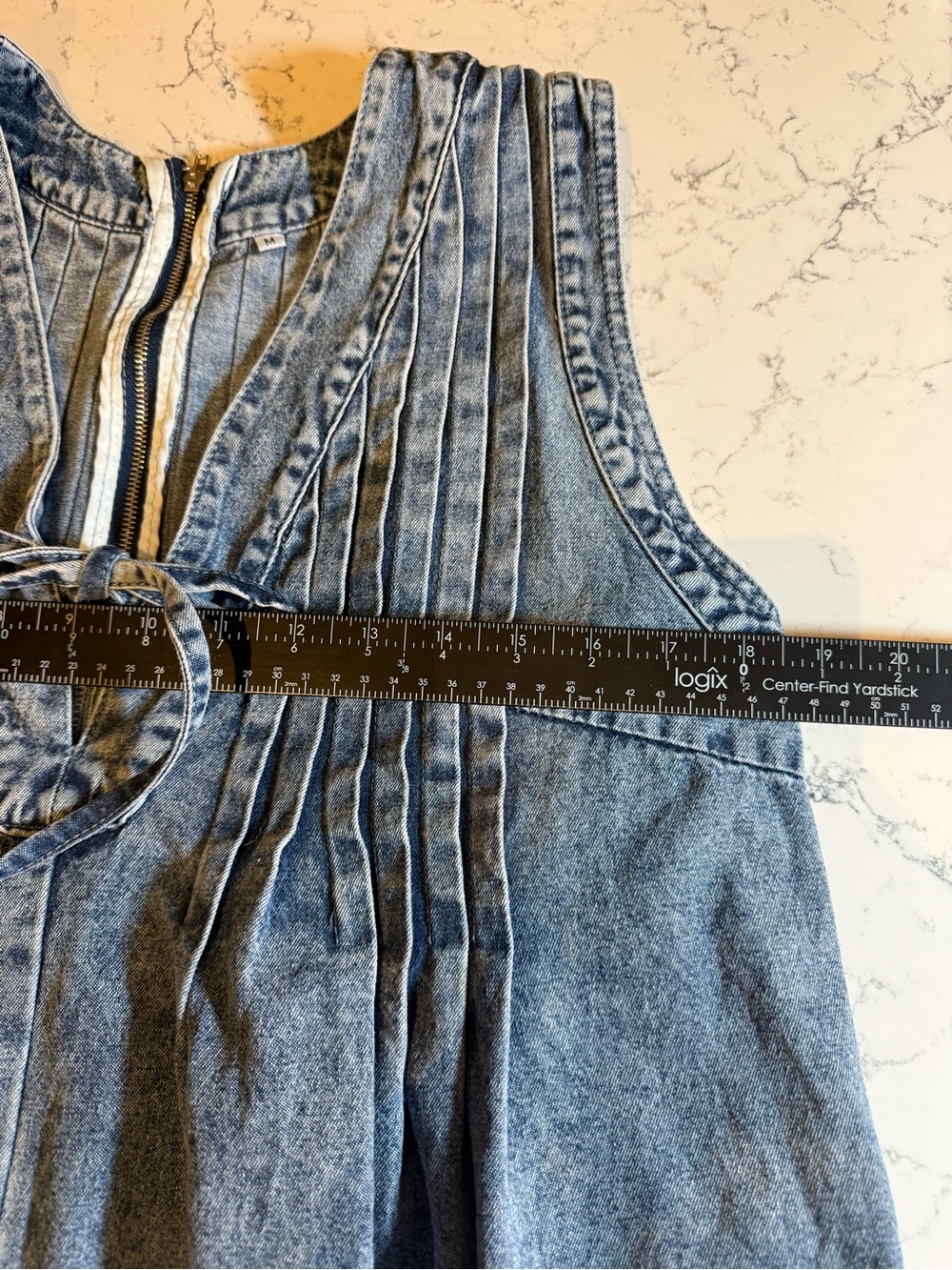 Denim Women’s Tie-Front Romper in Light Blue, size medium - Picture 8 of 10